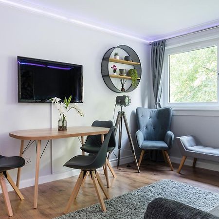 City Centre Stylish Apartment With Free Parking 에든버러 외부 사진